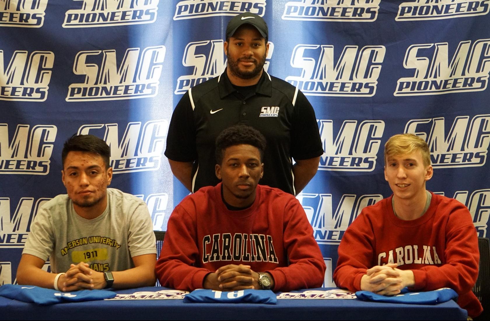 Men's Soccer Signs Two to D1 Soccer Programs