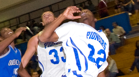 Pioneers Pick Up Win Over Titans