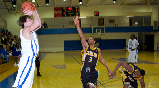 Clinton Slips Past Pioneers