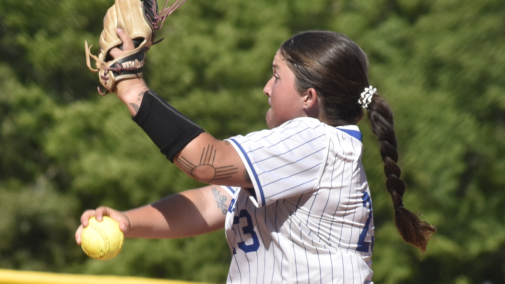 SMC Softball Splits Doubleheader to End Regular Season
