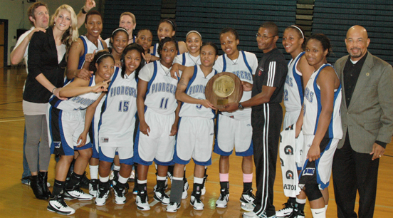 Lady Pioneers Win Region Title, One Game Away from Nationals