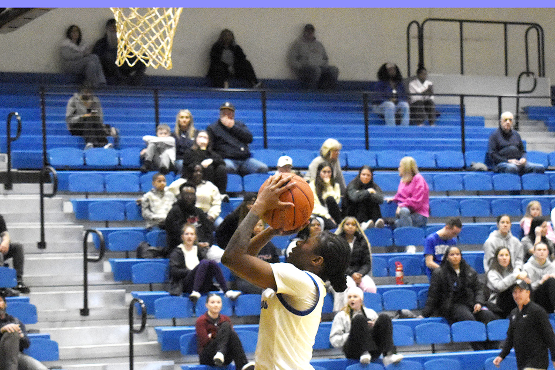 SMC Uses 13-1 Overtime Surge to Down TMU