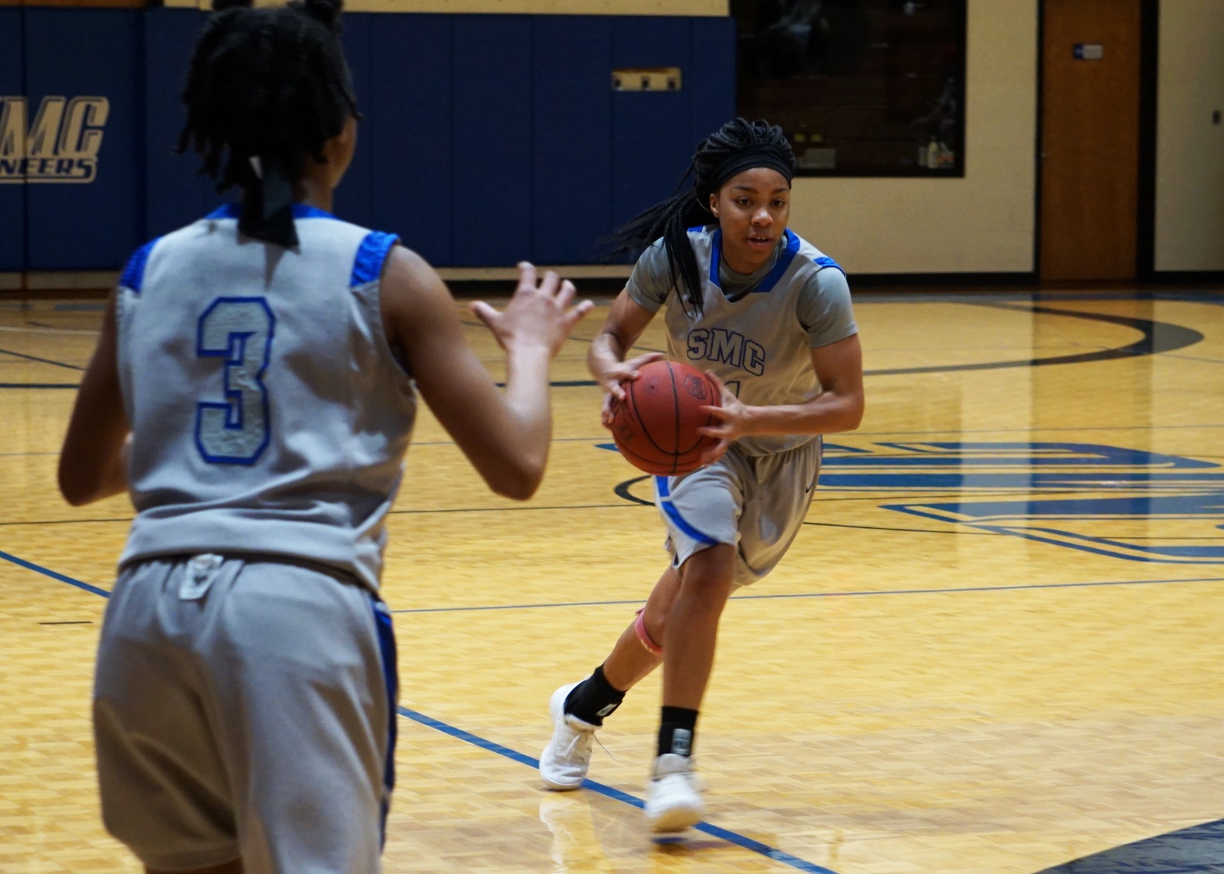 The Lady Pioneers Take Two Home Wins