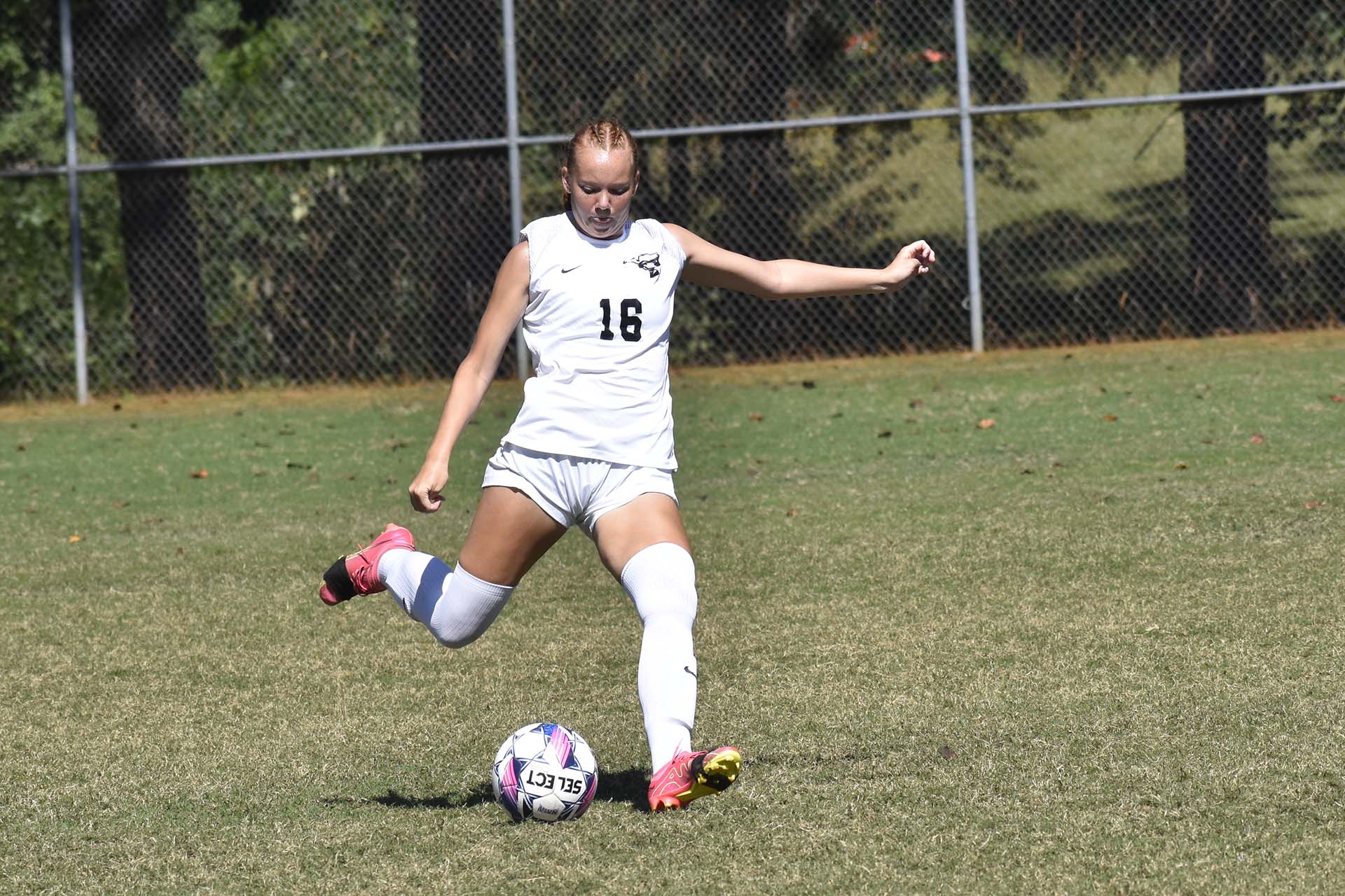 Sierra Gies // Photo by Steven Strange // SMC Sports Communications